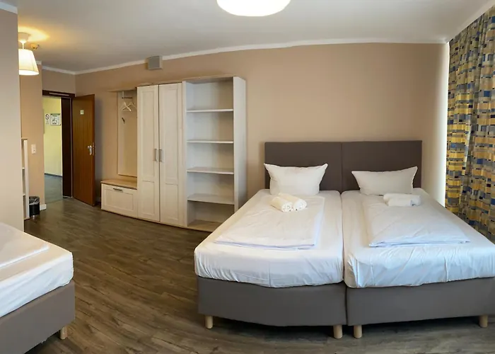 Frankfurt 3*